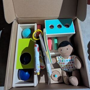Lovevery Thinker Toy Set